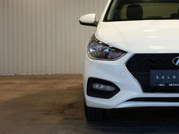 Hyundai Solaris II с пробегом 2018 года, цена 1 245 000 рублей, 181334 км, седан, Автокод Объявления