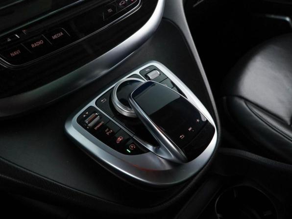 Mercedes-Benz V-Класс III (W447) Рестайлинг с пробегом 2020 года, цена 4 949 099 рублей, 130519 км, минивэн, Автокод Объявления