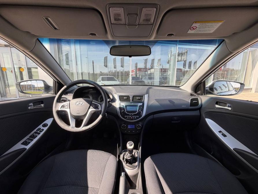 Hyundai Solaris I Санкт-Петербург  - изображение 10