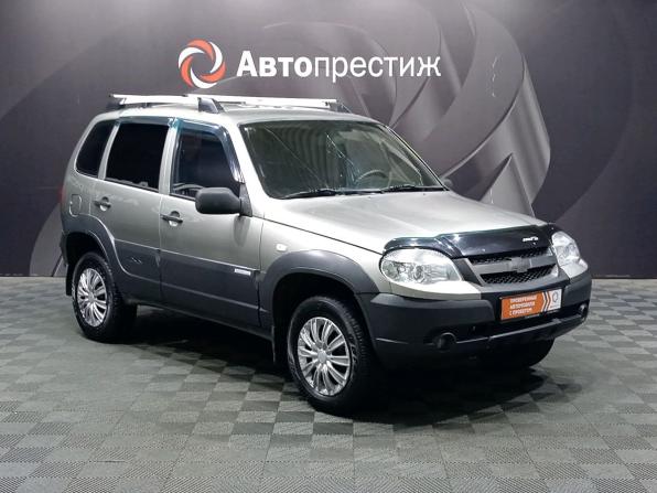 Chevrolet Niva I Рестайлинг с пробегом 2011 года, цена 420 000 рублей, 160000 км, внедорожник, Автокод Объявления