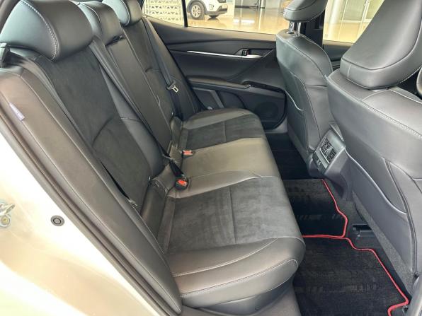 Toyota Camry IX (XV80) China Market с пробегом 2026 года, цена 4 350 000 рублей, 361 км, седан, Автокод Объявления