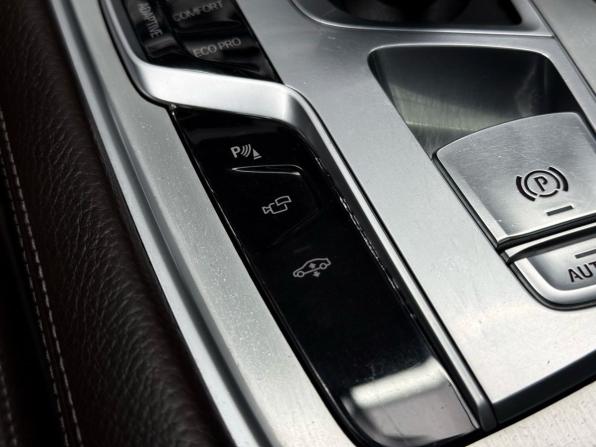 BMW 7 серии VI (G11/G12) с пробегом 2016 года, цена 2 919 000 рублей, 233000 км, седан, Автокод Объявления