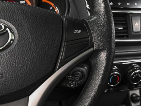 Toyota Yaris XP150 Рестайлинг с пробегом 2021 года, цена 1 775 000 рублей, 34077 км, хэтчбек, Автокод Объявления