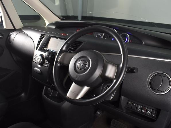 Mazda Biante с пробегом 2012 года, цена 1 119 999 рублей, 188980 км, компактвэн, Автокод Объявления