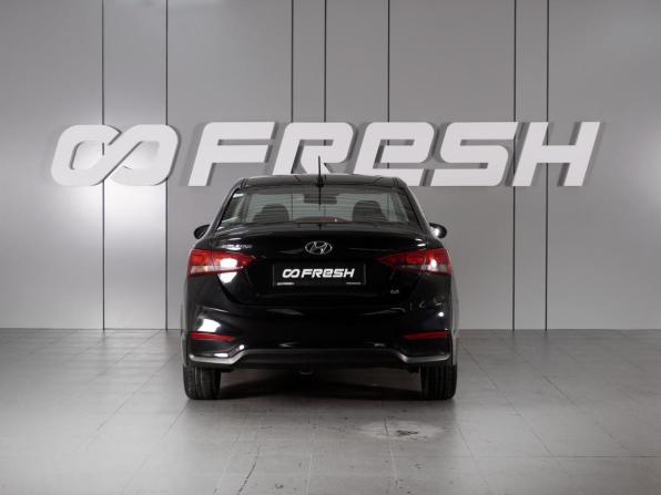 Hyundai Solaris II с пробегом 2019 года, цена 1 539 000 рублей, 64187 км, седан, Автокод Объявления
