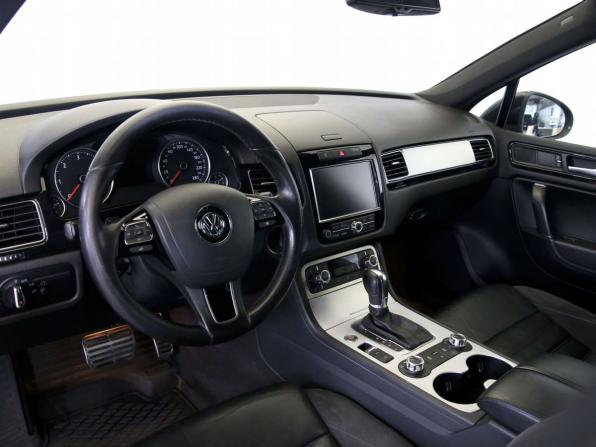 Volkswagen Touareg II с пробегом 2011 года, цена 1 990 000 рублей, 197471 км, внедорожник, Автокод Объявления