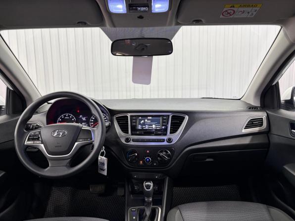 Hyundai Solaris II Рестайлинг с пробегом 2020 года, цена 1 587 000 рублей, 76674 км, седан, Автокод Объявления