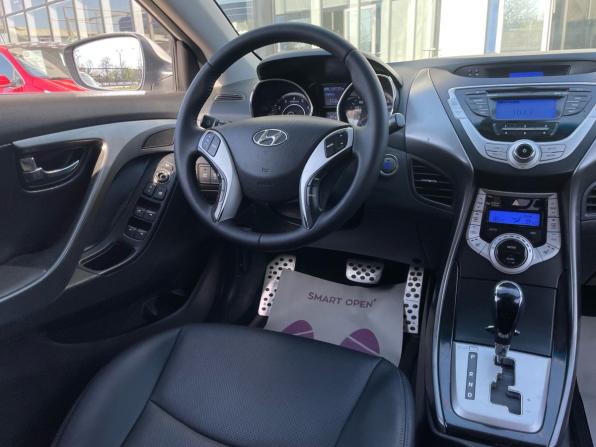 Hyundai Avante V с пробегом 2011 года, цена 1 050 000 рублей, 148000 км, седан, Автокод Объявления