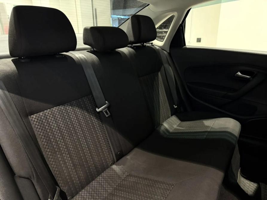 Volkswagen Polo V Рестайлинг Новосибирск  - изображение 11