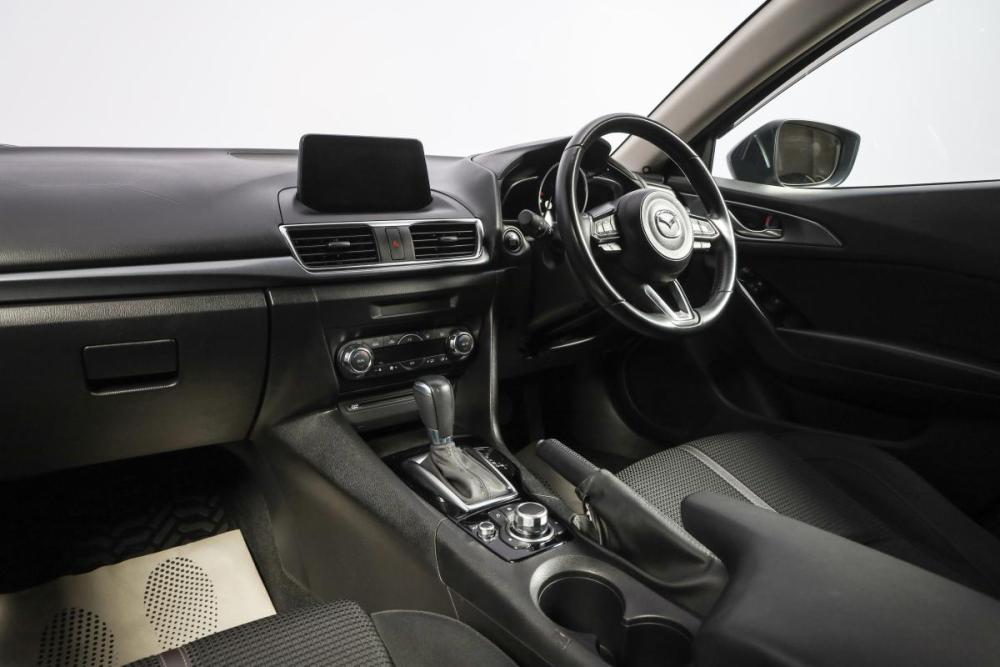 Mazda Axela III Рестайлинг Новосибирск  - изображение 10