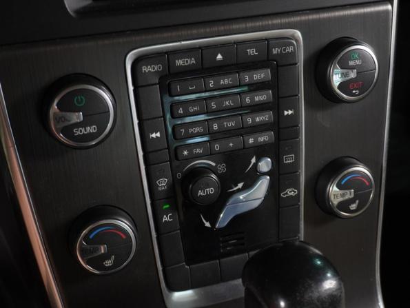 Volvo S60 II с пробегом 2011 года, цена 999 000 рублей, 132268 км, седан, Автокод Объявления