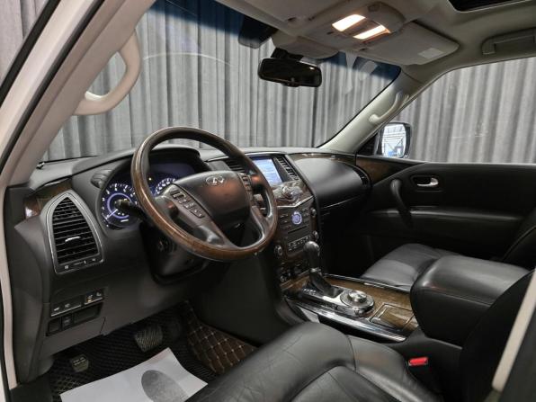 Infiniti QX80 I с пробегом 2014 года, цена 2 645 000 рублей, 247000 км, внедорожник, Автокод Объявления