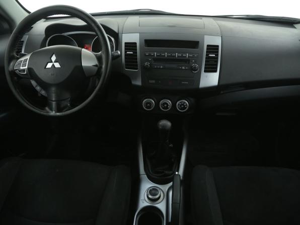 Mitsubishi Outlander II с пробегом 2007 года, цена 917 000 рублей, 131000 км, внедорожник, Автокод Объявления