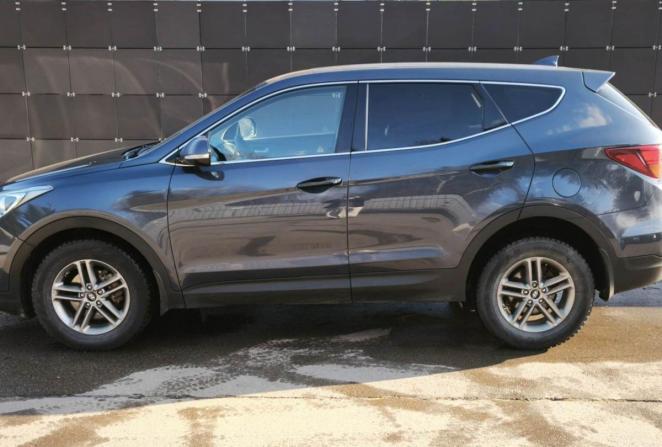 Hyundai Santa Fe III Рестайлинг с пробегом 2017 года, цена 1 925 000 рублей, 235494 км, внедорожник, Автокод Объявления