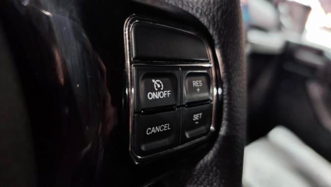 Jeep Wrangler III (JK) с пробегом 2013 года, цена 2 990 000 рублей, 73380 км, внедорожник, Автокод Объявления