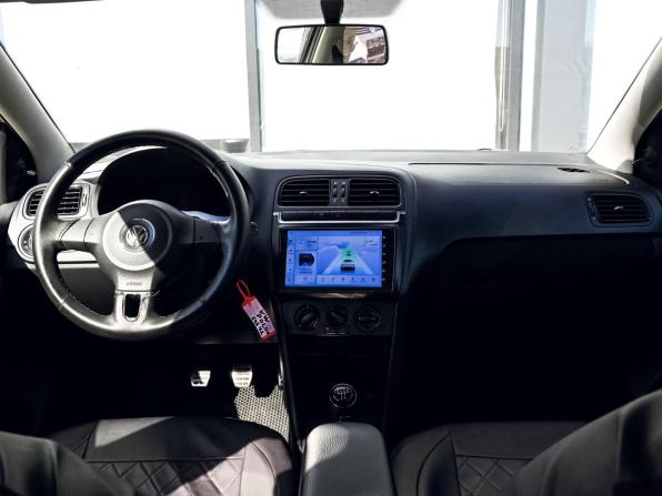 Volkswagen Polo V с пробегом 2013 года, цена 715 000 рублей, 141304 км, седан, Автокод Объявления