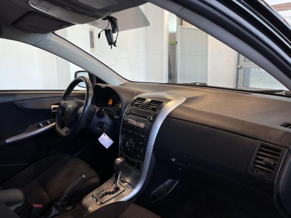 Toyota Corolla X (E140 E150) Рестайлинг с пробегом 2011 года, цена 954 000 рублей, 283569 км, седан, Автокод Объявления