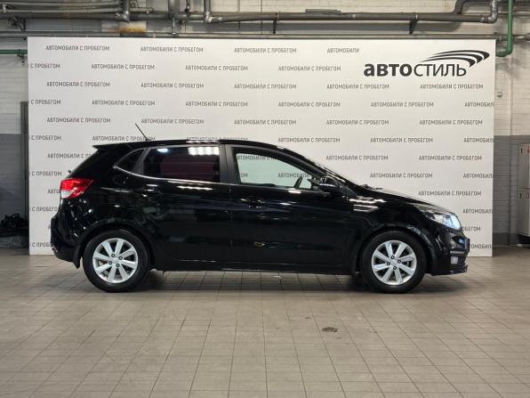 Kia Rio III Рестайлинг с пробегом 2015 года, цена 1 099 000 рублей, 99000 км, хэтчбек, Автокод Объявления