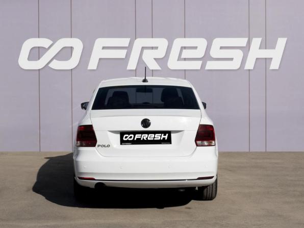 Volkswagen Polo V Рестайлинг с пробегом 2017 года, цена 1 099 000 рублей, 89592 км, седан, Автокод Объявления