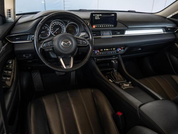 Mazda 6 III (GJ) Рестайлинг 2 с пробегом 2020 года, цена 2 680 000 рублей, 64142 км, седан, Автокод Объявления