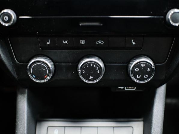 Skoda Octavia III (A7) Рестайлинг с пробегом 2020 года, цена 1 809 000 рублей, 93721 км, лифтбек, Автокод Объявления
