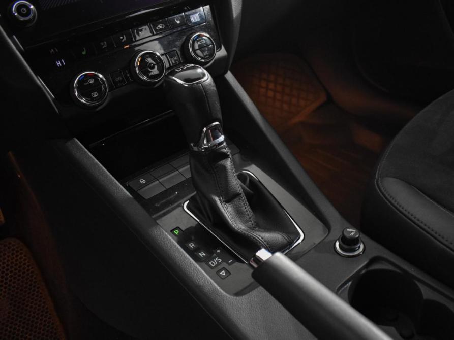 Skoda Octavia III (A7) Рестайлинг Санкт-Петербург  - изображение 18