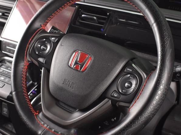 Honda Stepwgn V Рестайлинг с пробегом 2020 года, цена 2 519 995 рублей, 84617 км, минивэн, Автокод Объявления