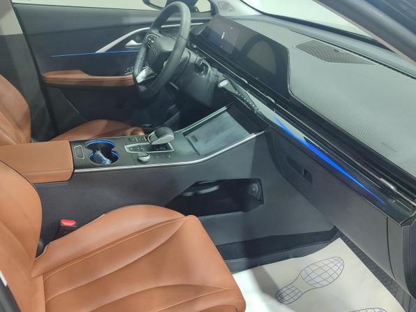 Omoda C5 I с пробегом 2024 года, цена 2 000 000 рублей, 23450 км, внедорожник, Автокод Объявления