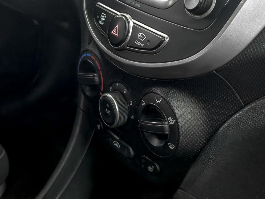 Hyundai Solaris I Рестайлинг Ростов-на-Дону  - изображение 18