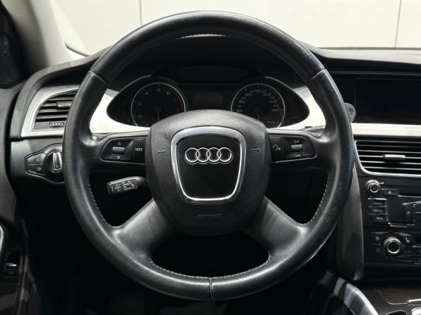 Audi A4 IV (B8) с пробегом 2008 года, цена 920 000 рублей, 306249 км, седан, Автокод Объявления