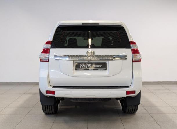 Toyota Land Cruiser Prado 150 Series Рестайлинг 1 с пробегом 2014 года, цена 3 500 000 рублей, 135157 км, внедорожник, Автокод Объявления