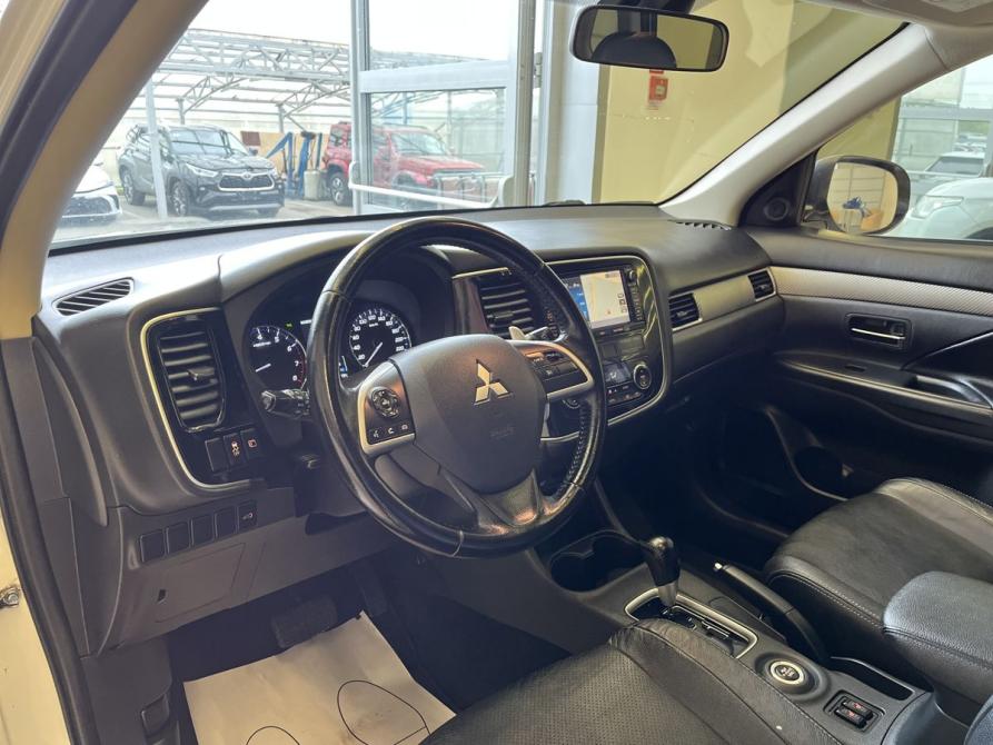 Mitsubishi Outlander III Рестайлинг Новосибирск  - изображение 7
