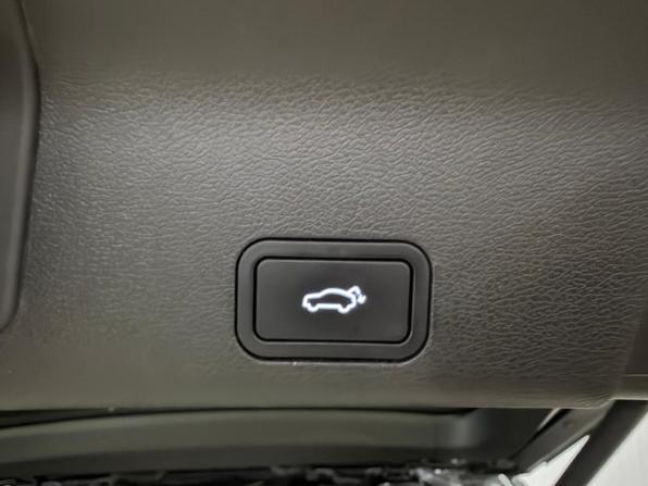 Geely Atlas Pro с пробегом 2023 года, цена 1 817 000 рублей, 51257 км, внедорожник, Автокод Объявления