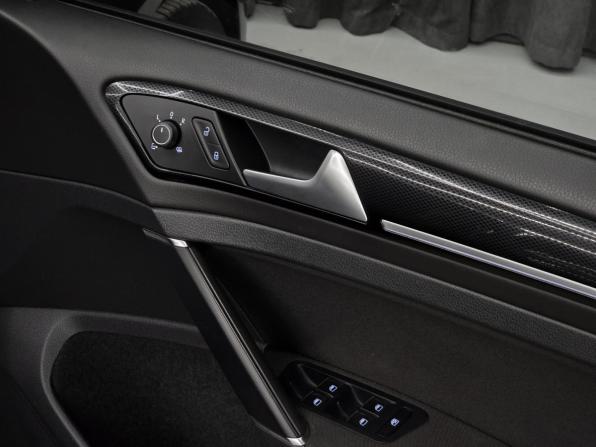 Volkswagen Golf VII с пробегом 2015 года, цена 1 249 000 рублей, 102000 км, хэтчбек, Автокод Объявления