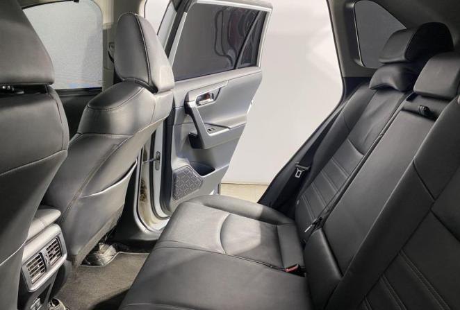 Toyota RAV4 V (XA50) с пробегом 2021 года, цена 3 900 000 рублей, 97071 км, внедорожник, Автокод Объявления