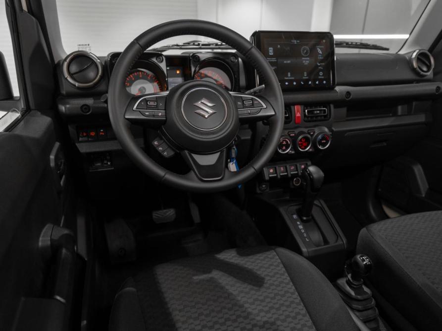 Suzuki Jimny IV Москва  - изображение 7