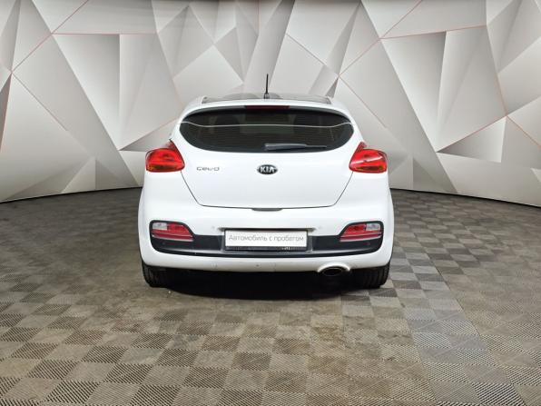 Kia Ceed II Рестайлинг с пробегом 2016 года, цена 1 165 000 рублей, 117396 км, хэтчбек, Автокод Объявления
