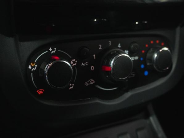 Renault Duster I Рестайлинг с пробегом 2017 года, цена 1 205 000 рублей, 160440 км, внедорожник, Автокод Объявления