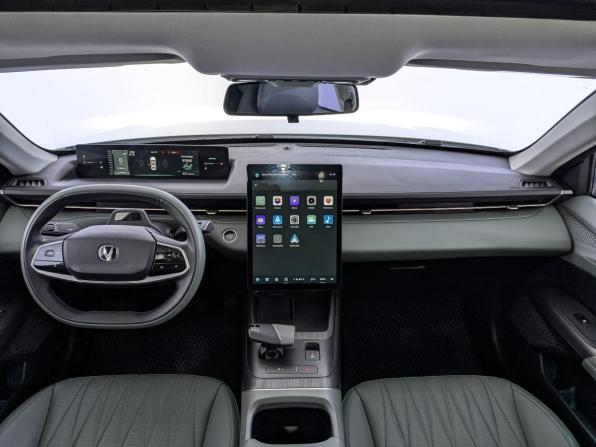 Changan Lamore с пробегом 2023 года, цена 1 755 000 рублей, 61939 км, седан, Автокод Объявления