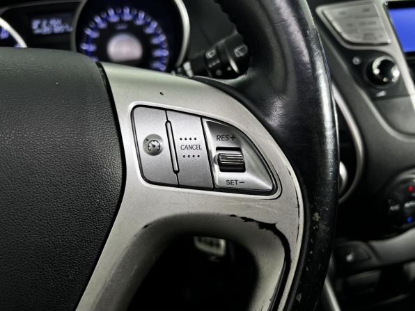 Hyundai ix35 I с пробегом 2013 года, цена 1 200 000 рублей, 201100 км, внедорожник, Автокод Объявления