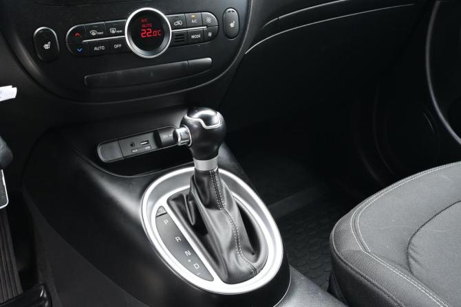 Kia Soul II Рестайлинг с пробегом 2018 года, цена 1 500 000 рублей, 82551 км, хэтчбек, Автокод Объявления