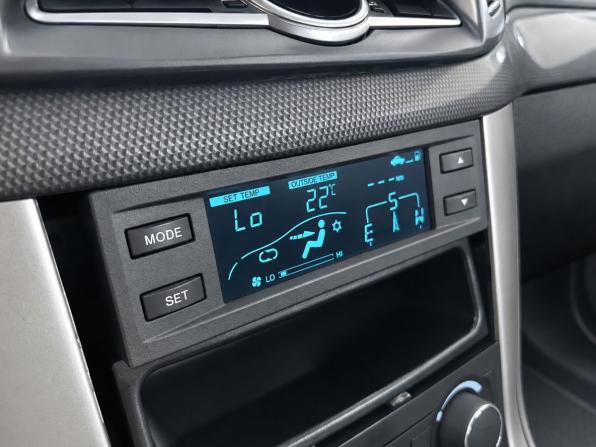 Chevrolet Captiva I Рестайлинг с пробегом 2012 года, цена 1 399 000 рублей, 143000 км, внедорожник, Автокод Объявления