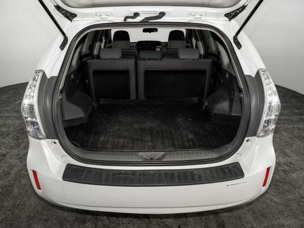 Toyota Prius Alpha I (ZVW40/41) с пробегом 2012 года, цена 1 150 000 рублей, 240000 км, универсал, Автокод Объявления