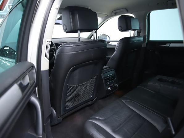 Volkswagen Touareg II с пробегом 2014 года, цена 2 050 000 рублей, 220049 км, внедорожник, Автокод Объявления