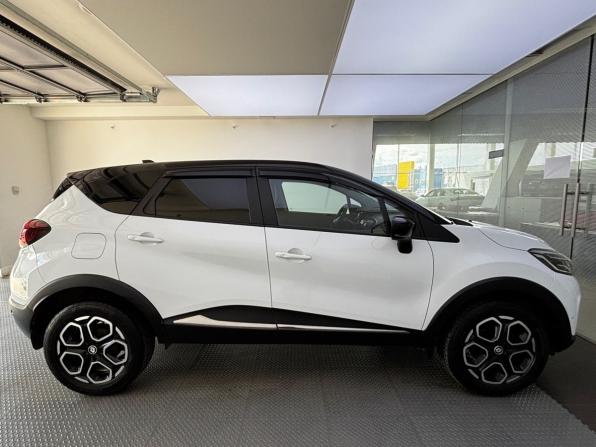 Renault Kaptur I Рестайлинг с пробегом 2021 года, цена 1 800 000 рублей, 44850 км, внедорожник, Автокод Объявления