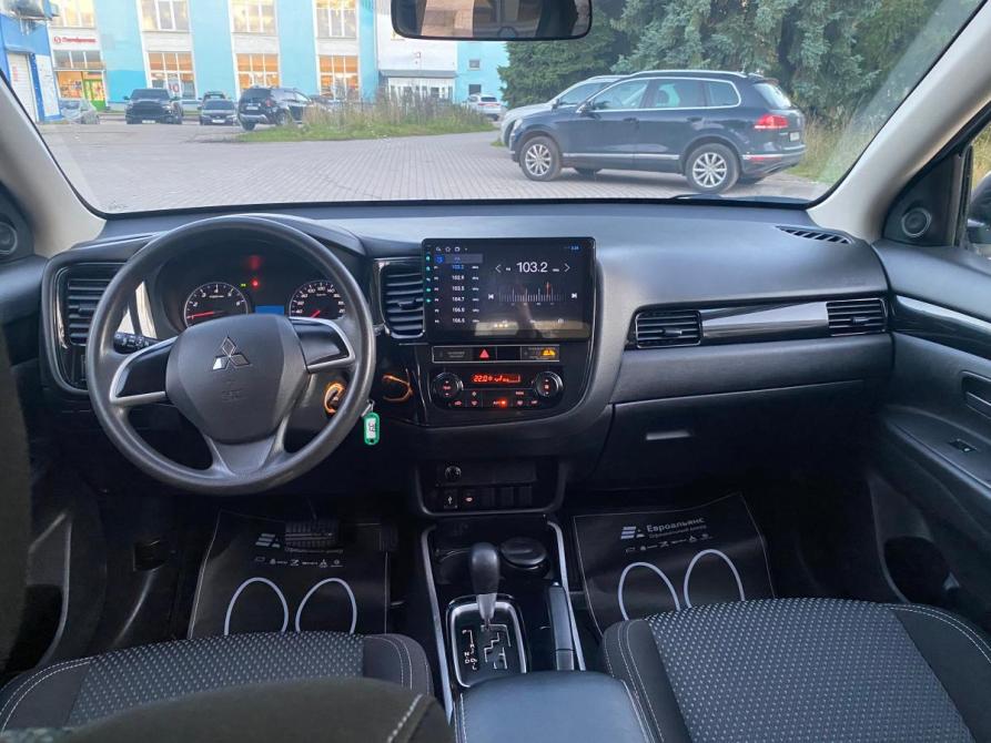 Mitsubishi Outlander III Рестайлинг 3 Великий Новгород  - изображение 11