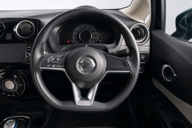 Nissan Note II Рестайлинг с пробегом 2019 года, цена 1 549 000 рублей, 58404 км, хэтчбек, Автокод Объявления