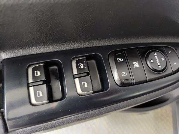 Kia Rio IV с пробегом 2018 года, цена 1 188 000 рублей, 86278 км, хэтчбек, Автокод Объявления