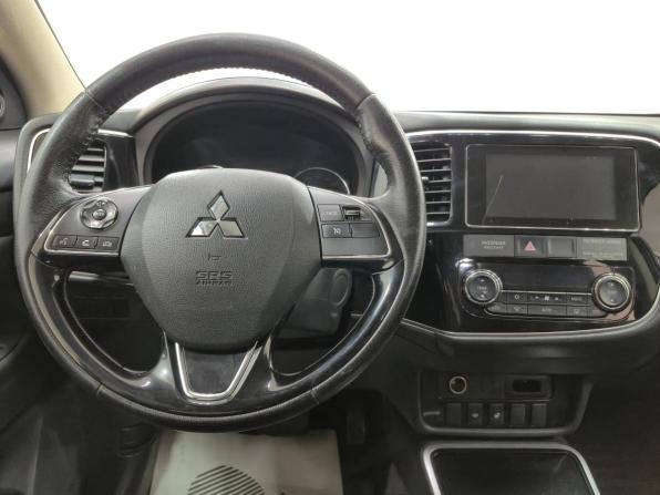 Mitsubishi Outlander III Рестайлинг 2 с пробегом 2018 года, цена 1 650 000 рублей, 239865 км, внедорожник, Автокод Объявления