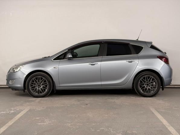 Opel Astra J с пробегом 2012 года, цена 530 000 рублей, 241143 км, хэтчбек, Автокод Объявления